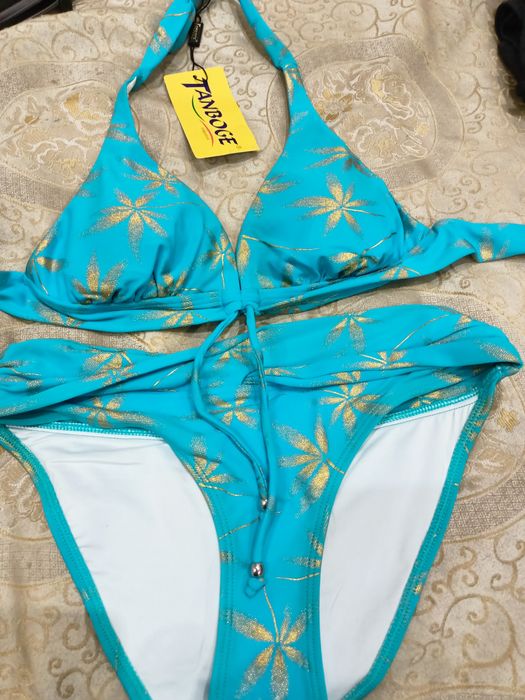 Купальник роздільний новий