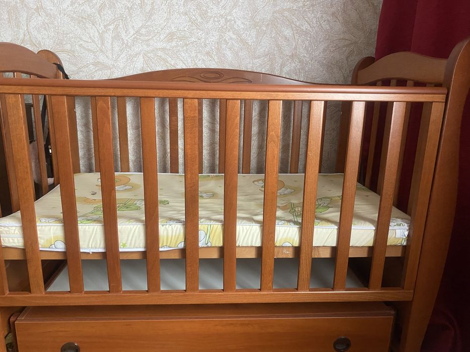 Продам кроватку верес