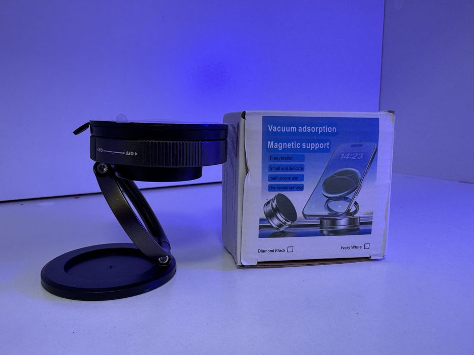 Держатель для смартфона.