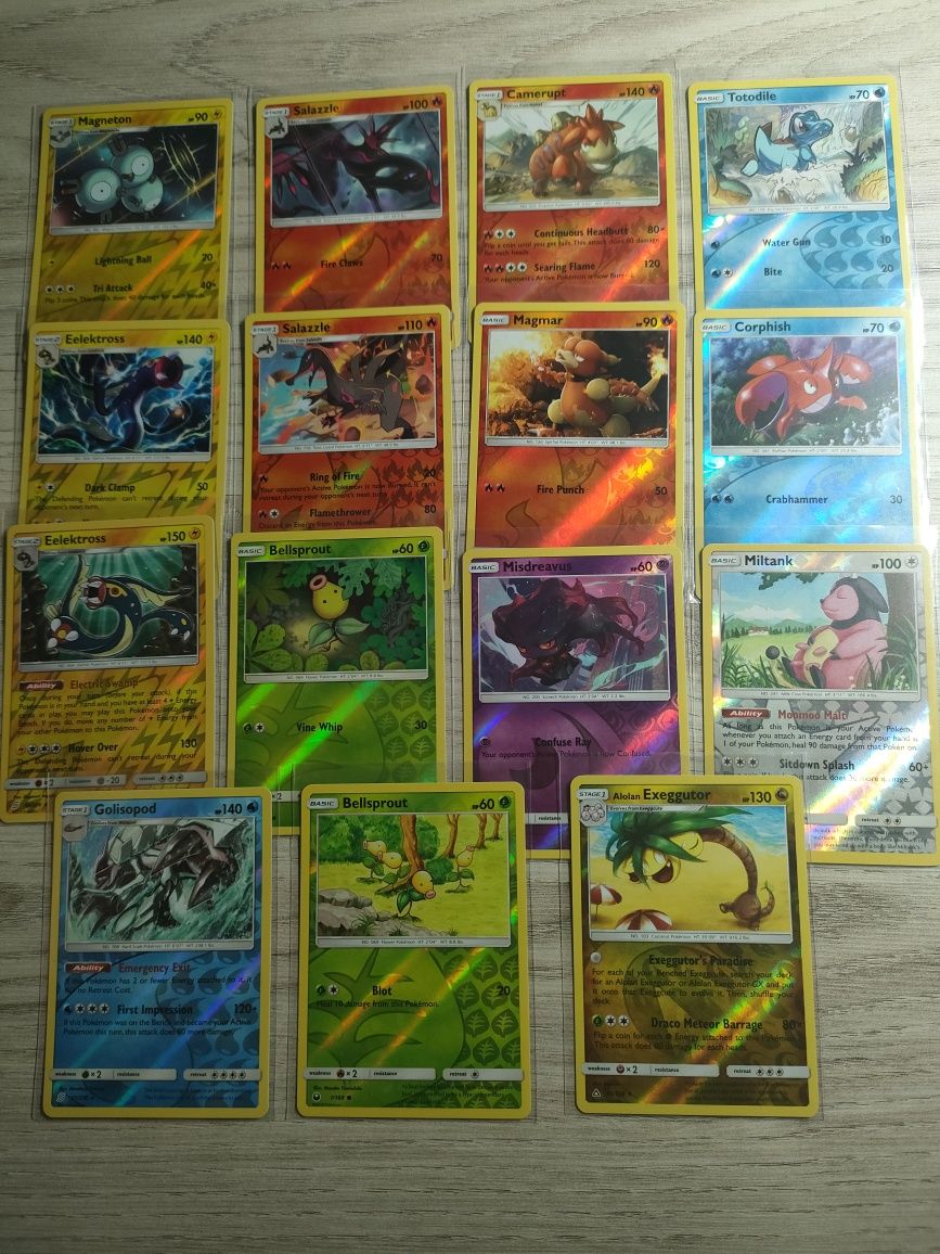 Kolekcja oryginalnych kart pokemon