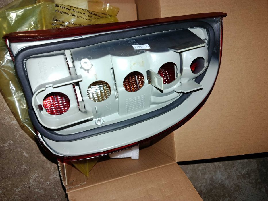 Farol Opel Corsa B Esquerdo Novo