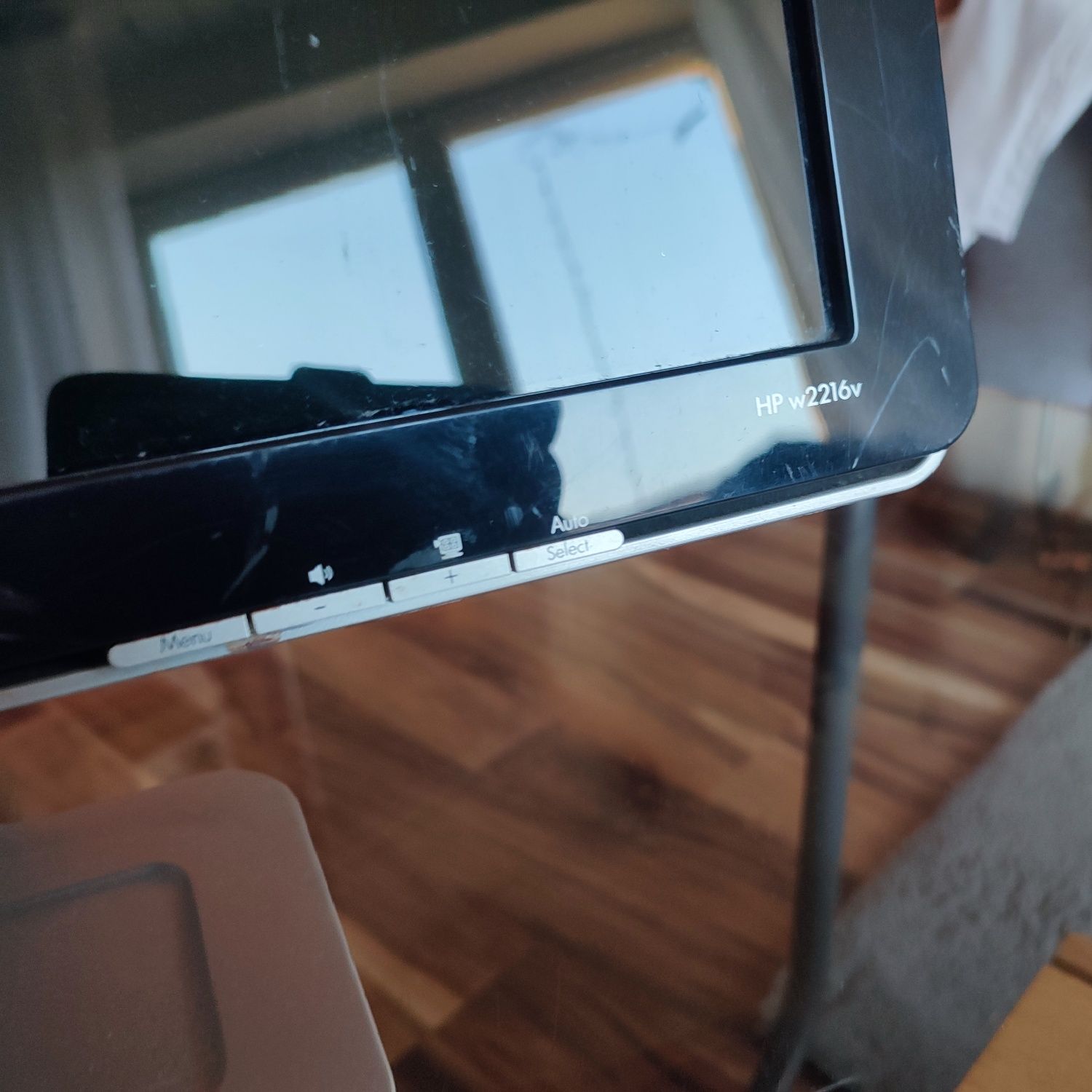 Monitor 22" do komputera PC HP W2216V