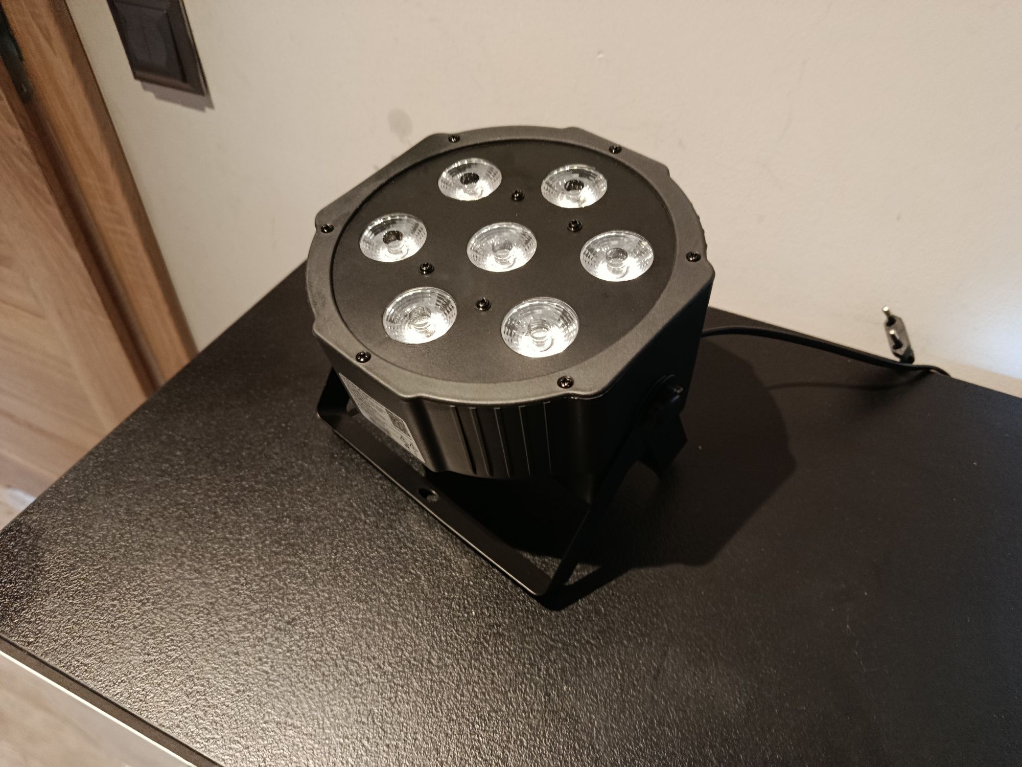6xPAR LED RGBW 7x12w