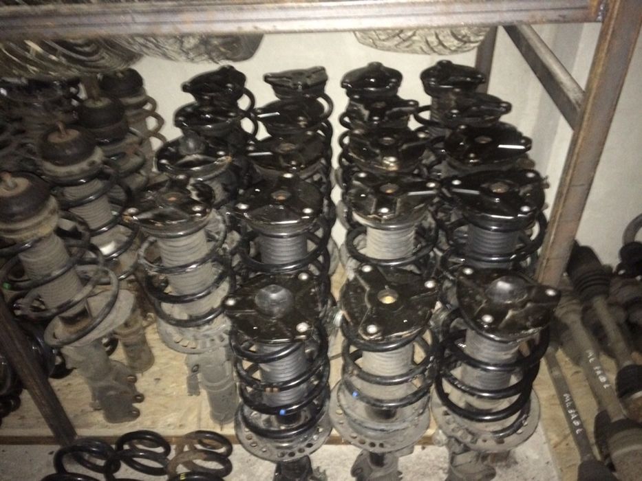 Стойка на Mercedes Vito W639 Sprinter W906 Jeep Grand Cherokee Wj WK