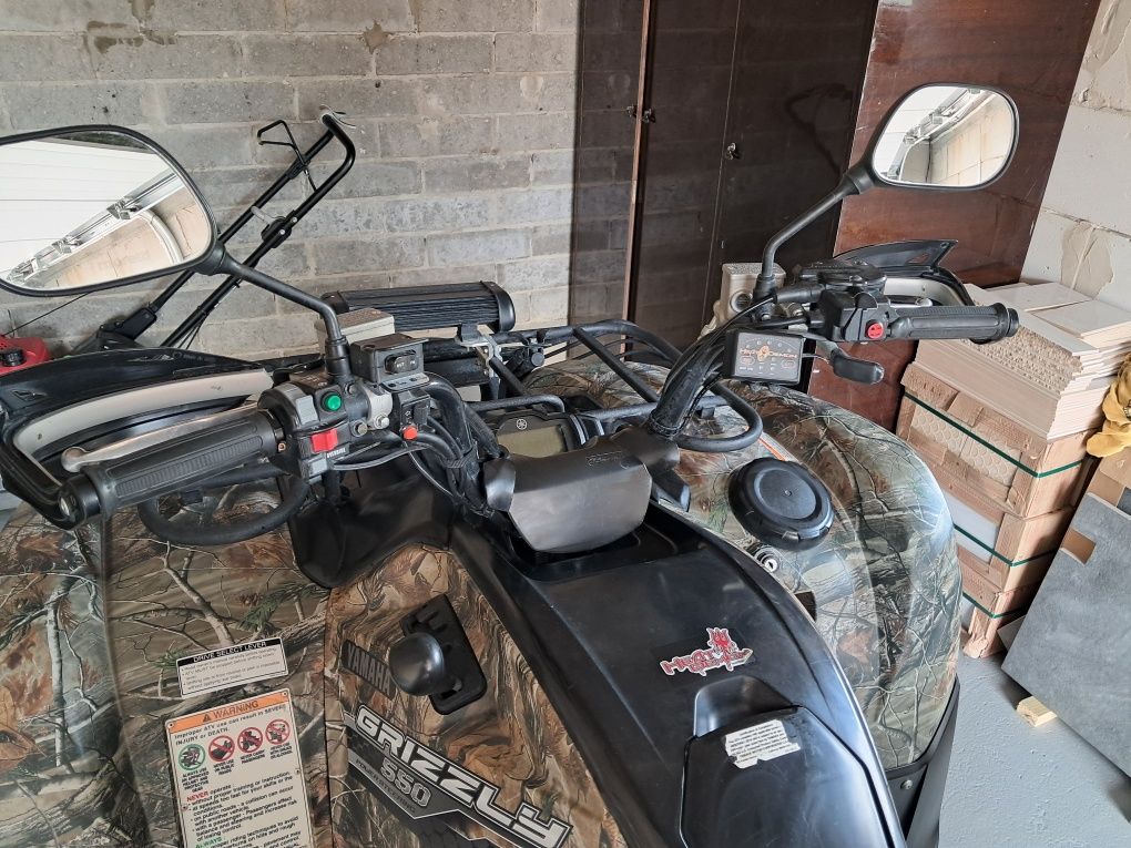 Quad yamaha grizzly 550