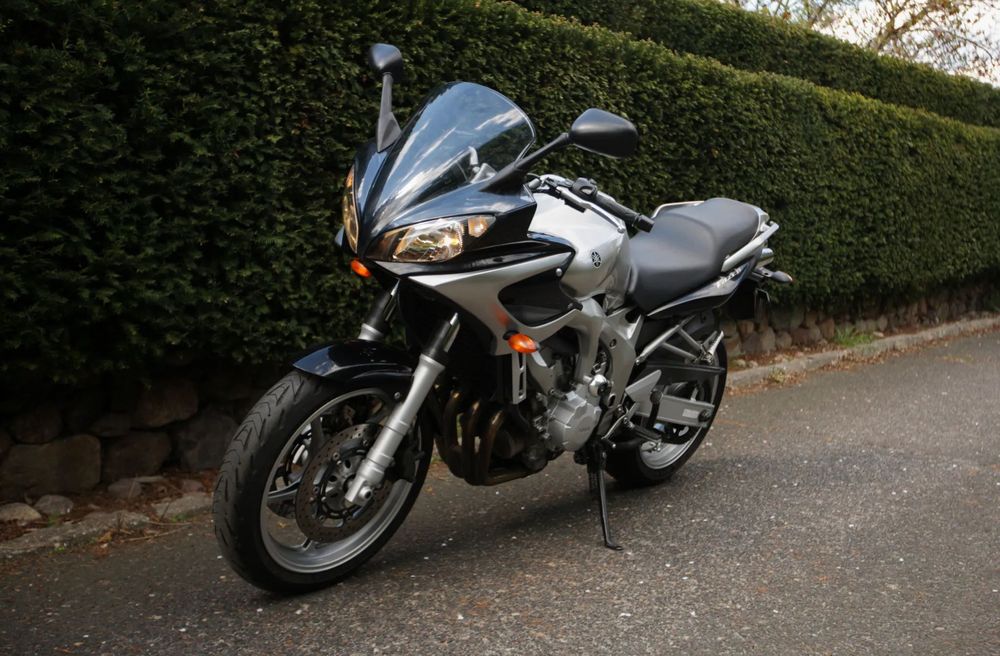 Yamaha FZ6 Zadbany, garażowany, z unikalnym wydechem Laser X-treme