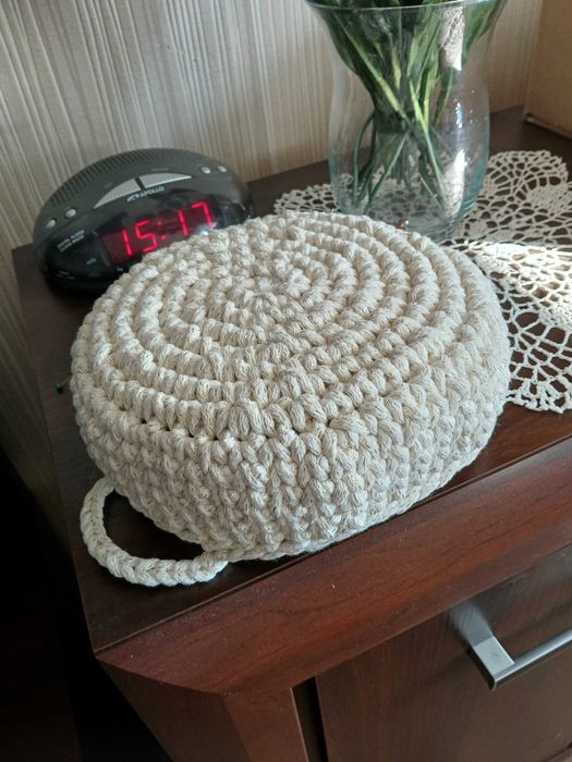 Koszyczek ze sznurka bawełnianego / rękodzieło/