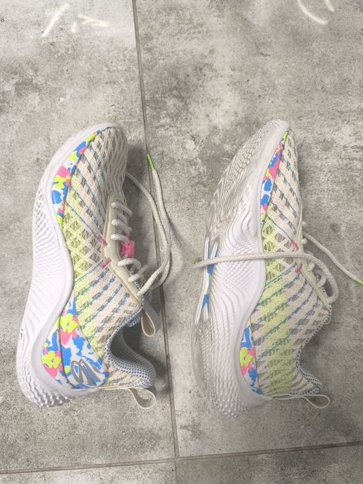 Armour Uniseks Curry 10 Splash Party Białe
