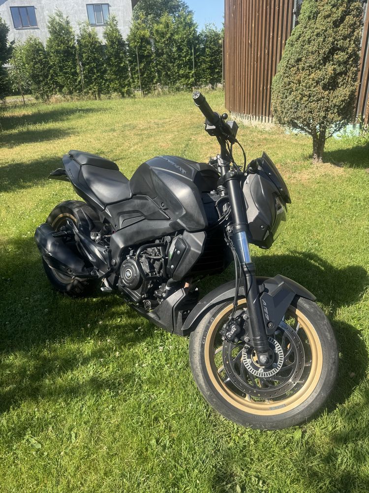 Dominar 400 , бажаж домінар