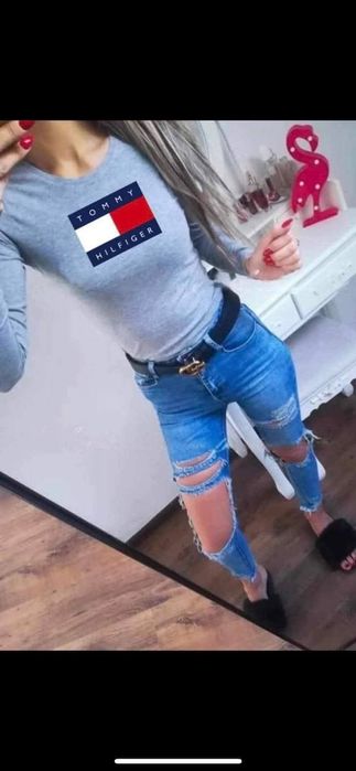 Bluzki damskie Nike Puma Guess Tommy Hilfiger Boss itp