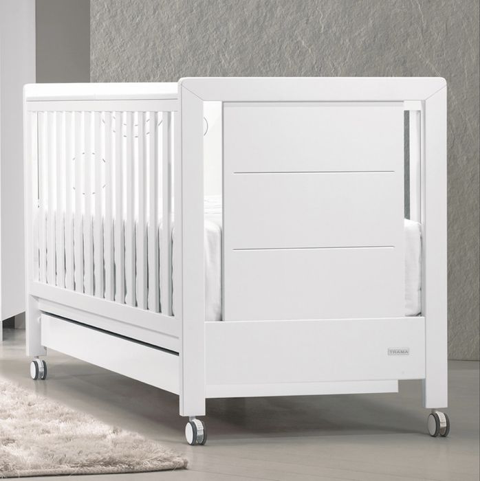 Cama de bebe  marca trama