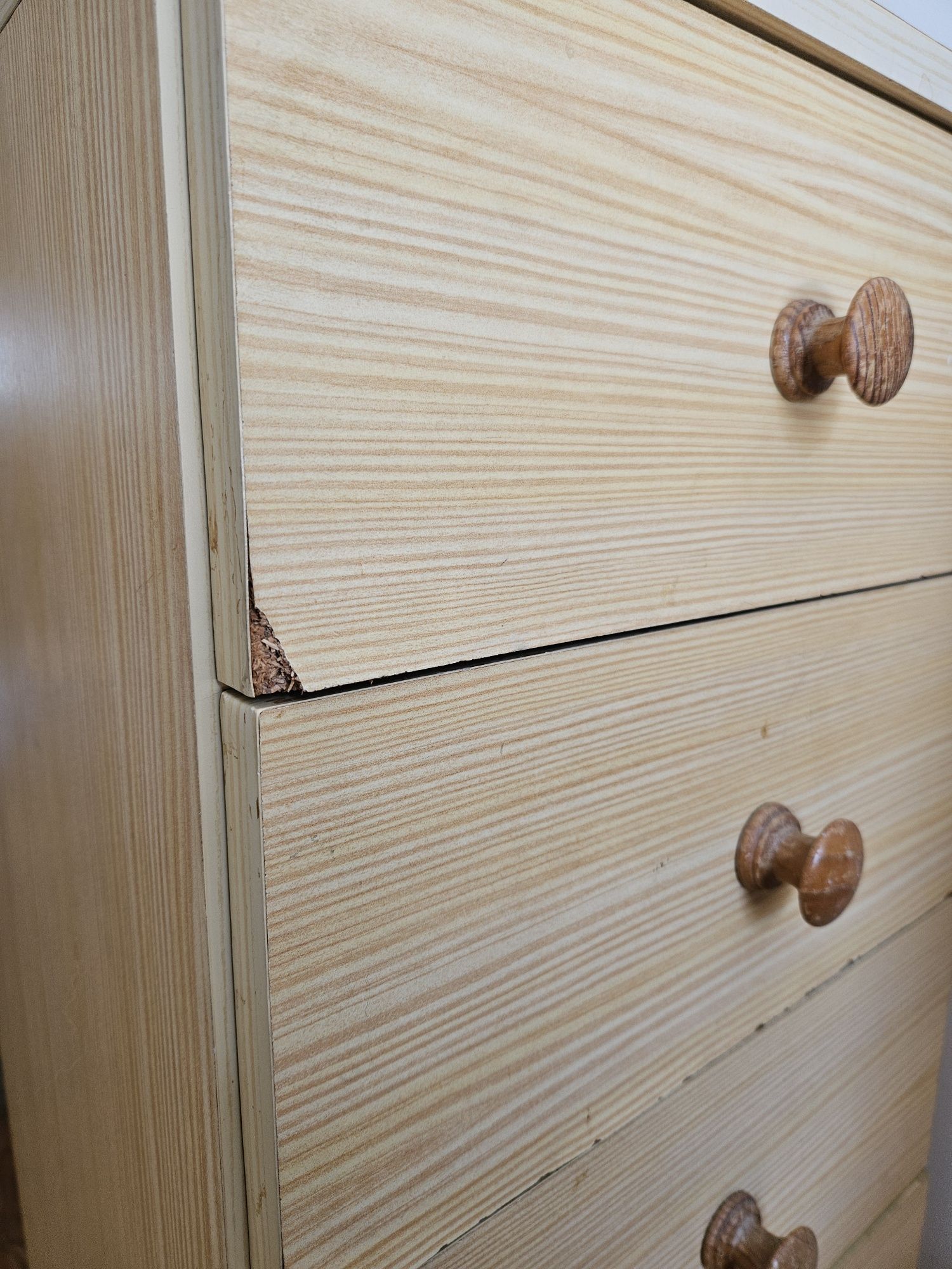 Móvel Ikea com 4gavetas