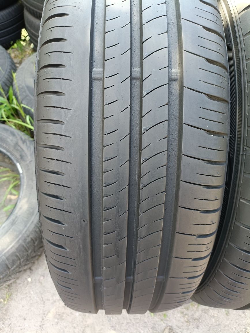 215/60R16 DUNLOP Enasave EC300+ z 2015r 7mm Faktura