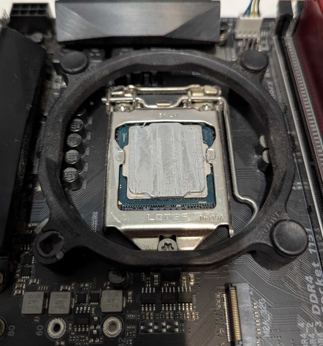 Комплект: i7-7700K + GTX 750 TI + DDR4 16GB + GA-Z270X-Ultra Gaming