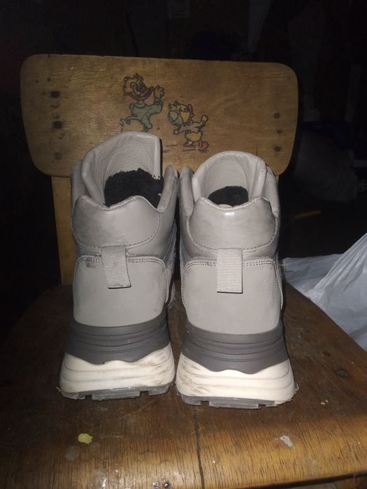 Продам высокие красовки 39.