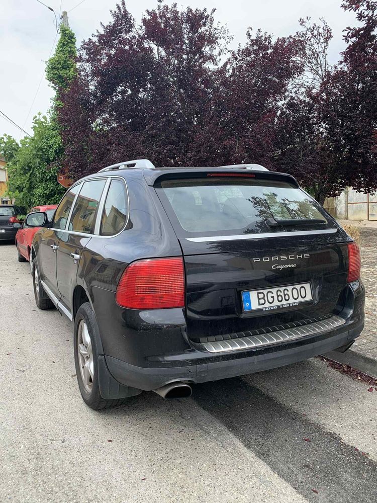 Porsche Cayenne 3.2 triptonic