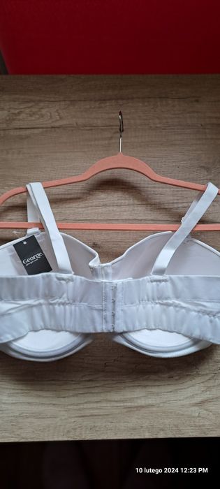 Biustonosz George 95E