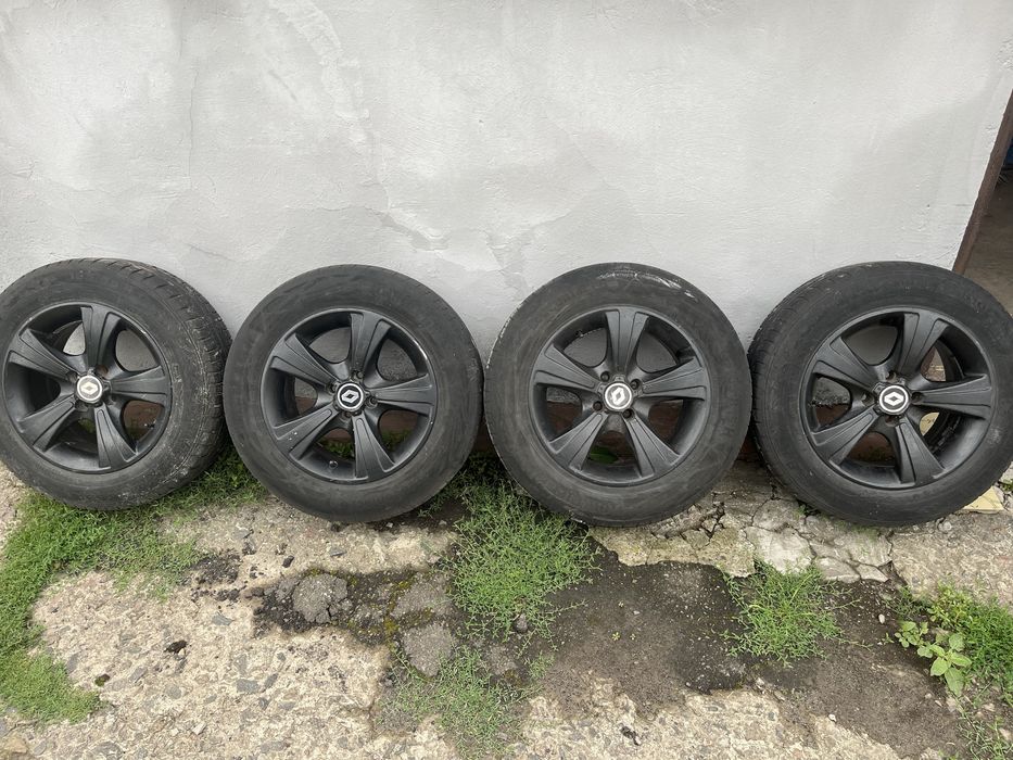 Диски R15 б/у на рено-dacia в задовільному стані