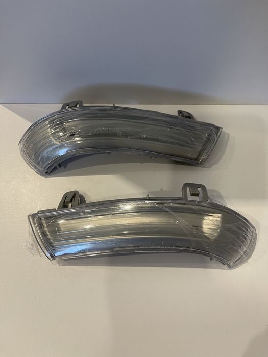 Поворотник в зеркало vw golf 5,6 Passat b5,b6,jetta,Superb 1