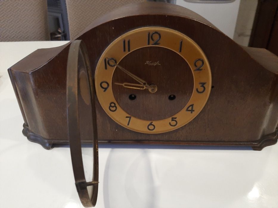Lindo relógio de mesa antigo KIENZLE