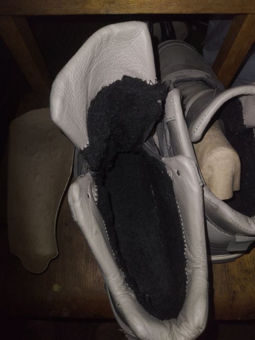 Продам высокие красовки 39.