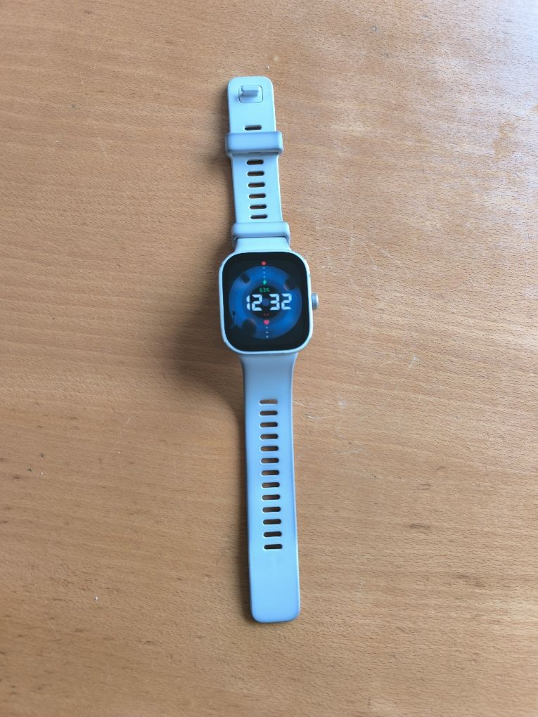 Redmi Watch 4 Monitor AMOLED LTPS de 1,97", monitor de frequência card