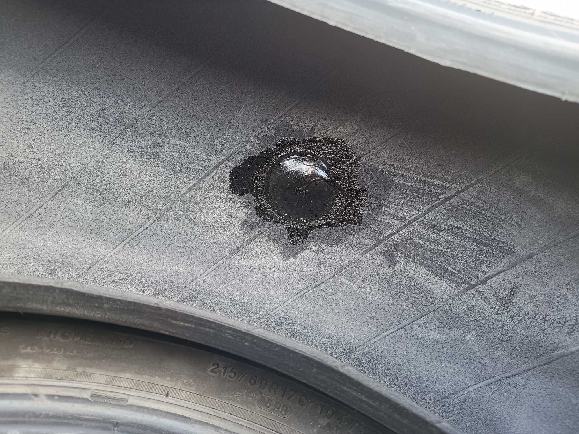 Opony letnie Michelin 215/60R17C
