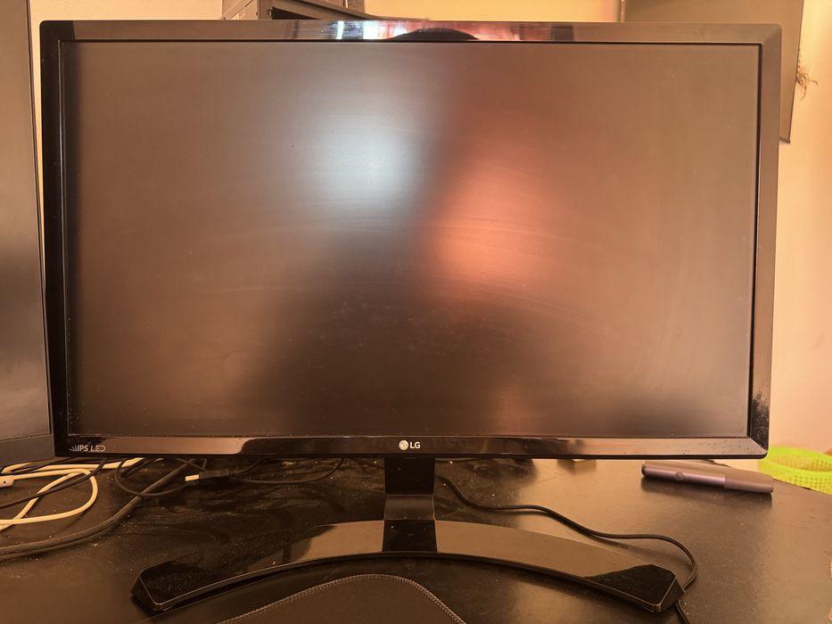 Monitor LG 22” IPS LED