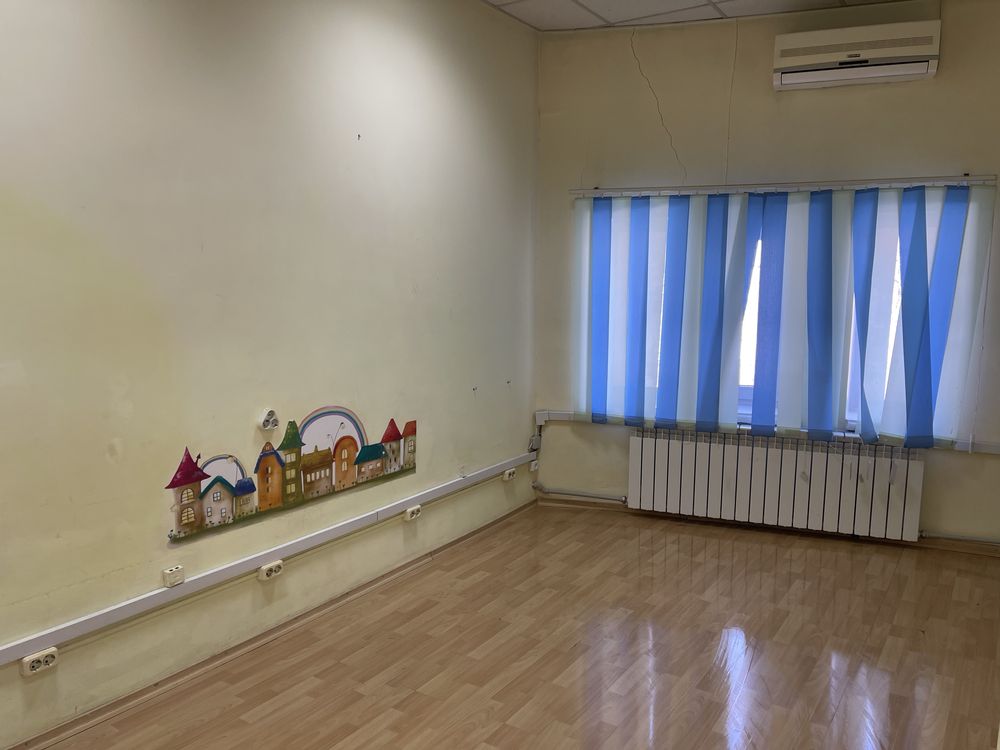 Продам Помещение 176м2. Ул А.Фабра 4 . Пр Яворницкого. Центр.