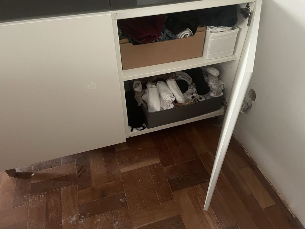 Movel Besta ikea com pes