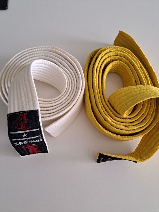 Cinturão  artes marciais  conjunto amarelo e  branco