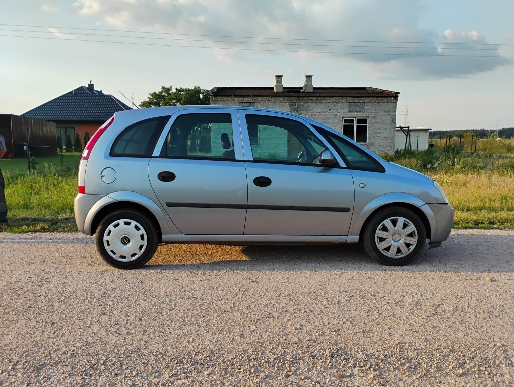 Opel Meriva 1.7 DTI Isuzu  2005 Klimatyzacja Bez korozji Ładna