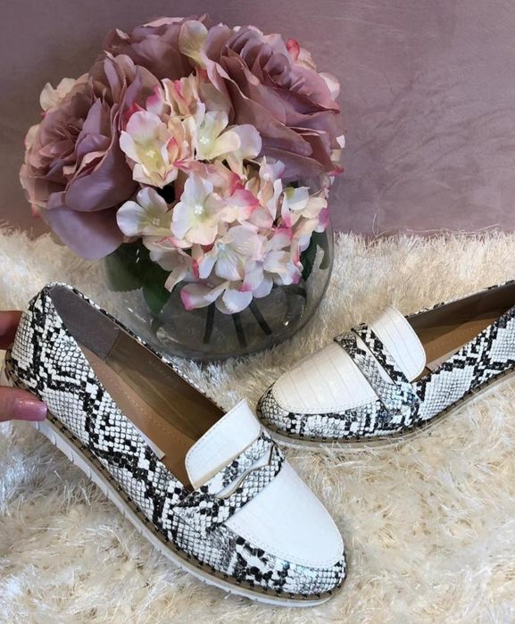 Жіноче взуття 38 розмір