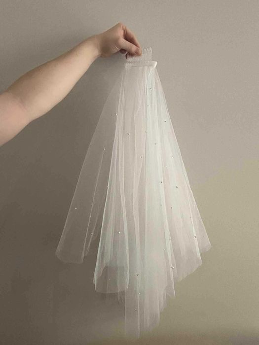 Krótki welon z perełkami - nowy