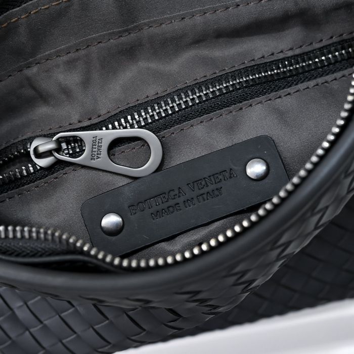 BOTTEGA VENETA сумка мужская кожаная оригинал черная стеганая