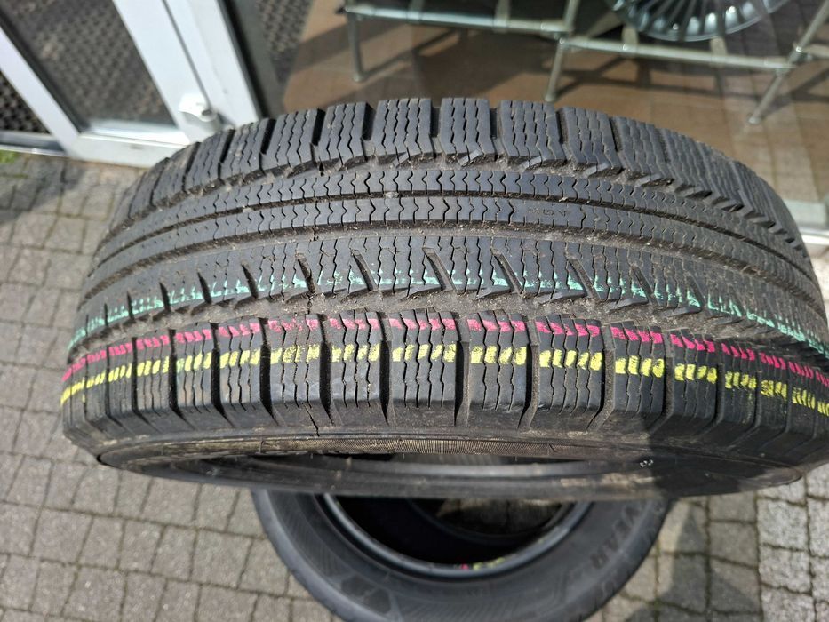 205/65r16C Nokian Waterproof C 107/105T pojedyncza całoroczna Bus