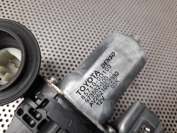 Elevador vidros frente direito TOYOTA Yaris (_P9_)