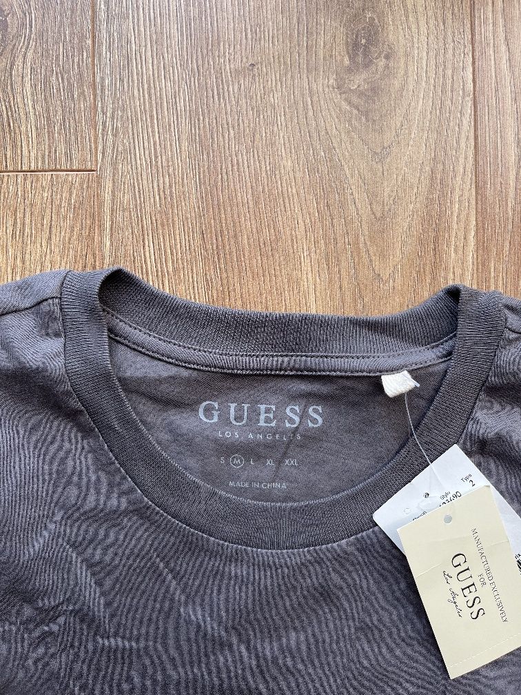 Чоловіча футболка Guess сіра розмір M, оригінал