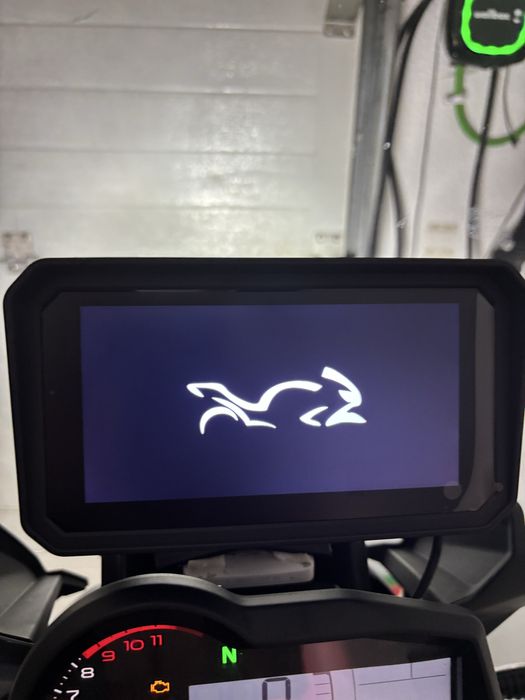 Moto tablet pro Max BMW (modelo 2025)