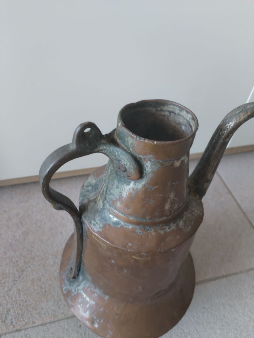 Cafeteiras antigas cobre