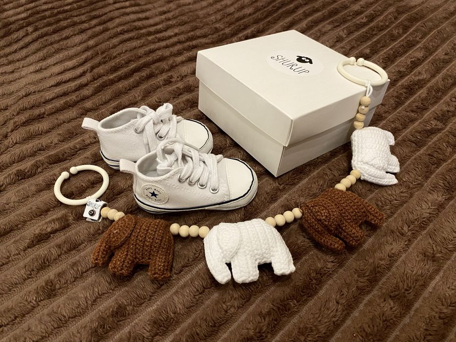 Играшка на коляску