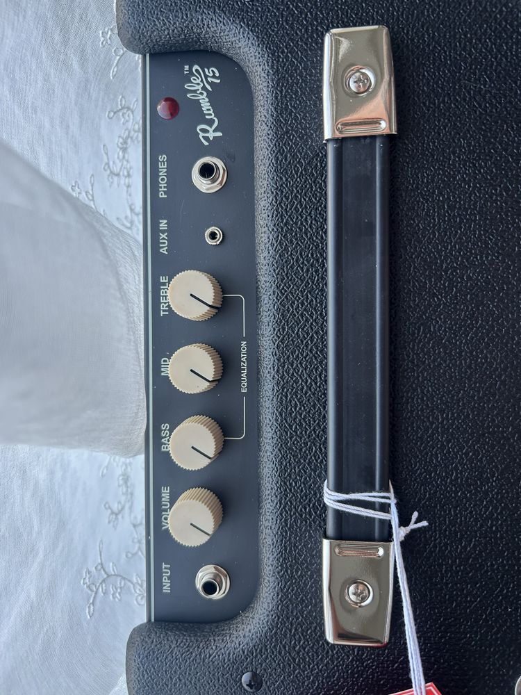 Fender rumble 15 combo wzmacniacz gistara basowa