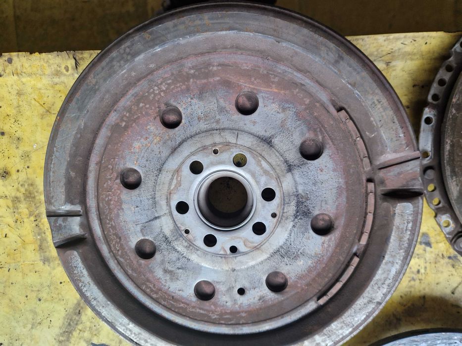 Sprzęgło kpl Vw Audi Seat Skoda 2.0 FSI BVY nr.600.0087.00