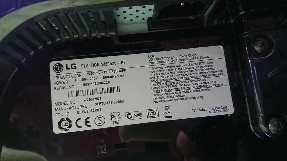 Monitor LG Flatron W2252V-PF 22 cale