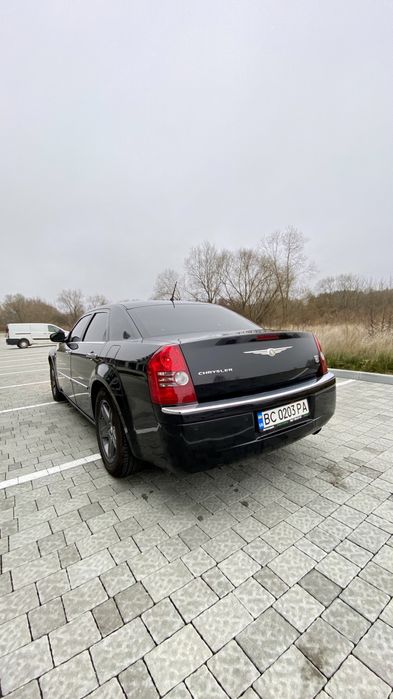 Продам Крайслер 300С