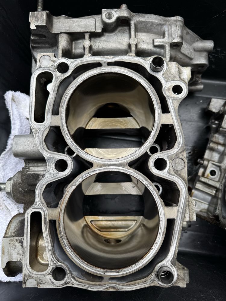 Blok silnika Subaru Sti 2,5 EJ257 nominal