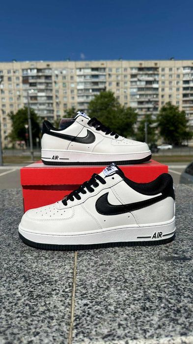 Nike Air Force One White/Black [EUR 41]