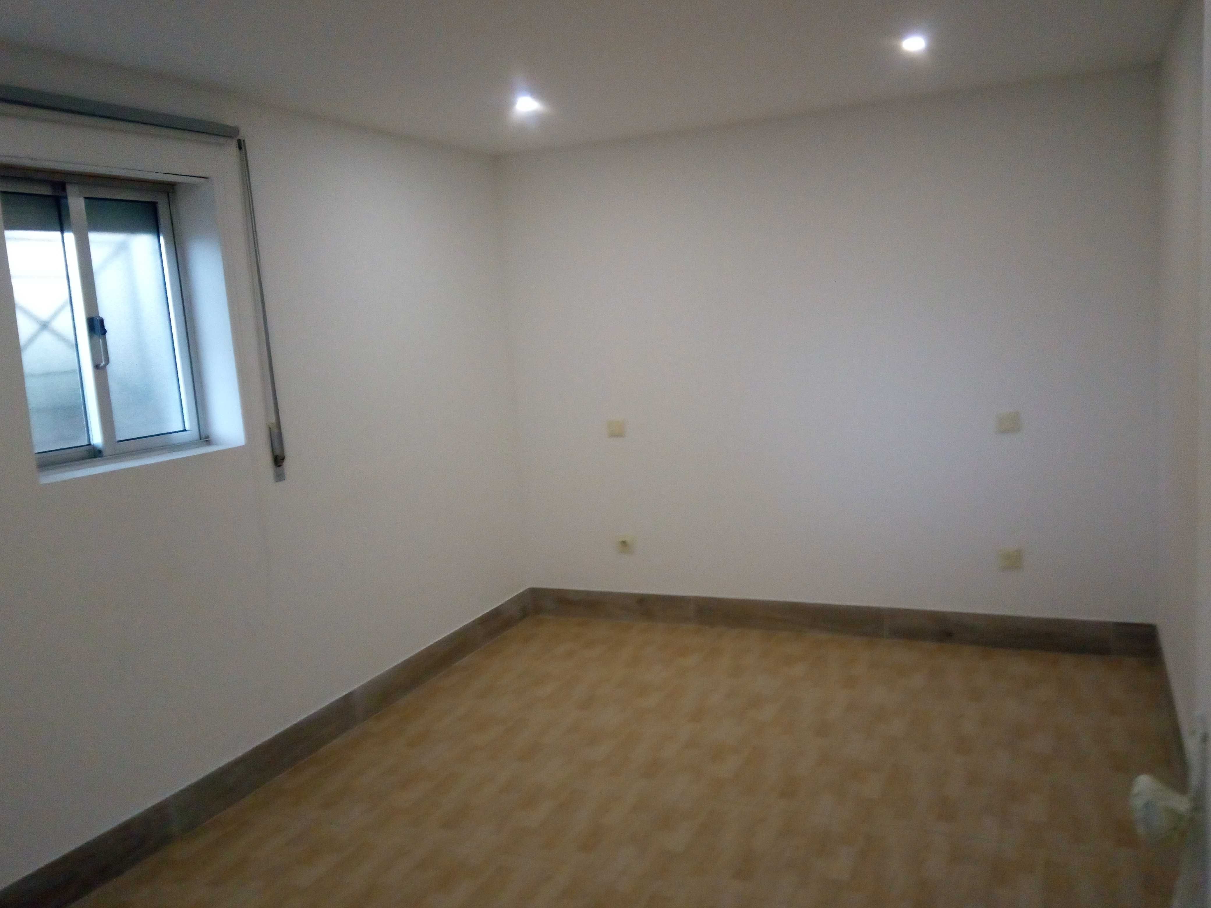 Moradia T2 em local calmo e com bons acessos