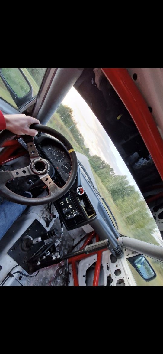 BMW e30 / 4.4 / 326 KM / DRIFT / klatka / wózek e39