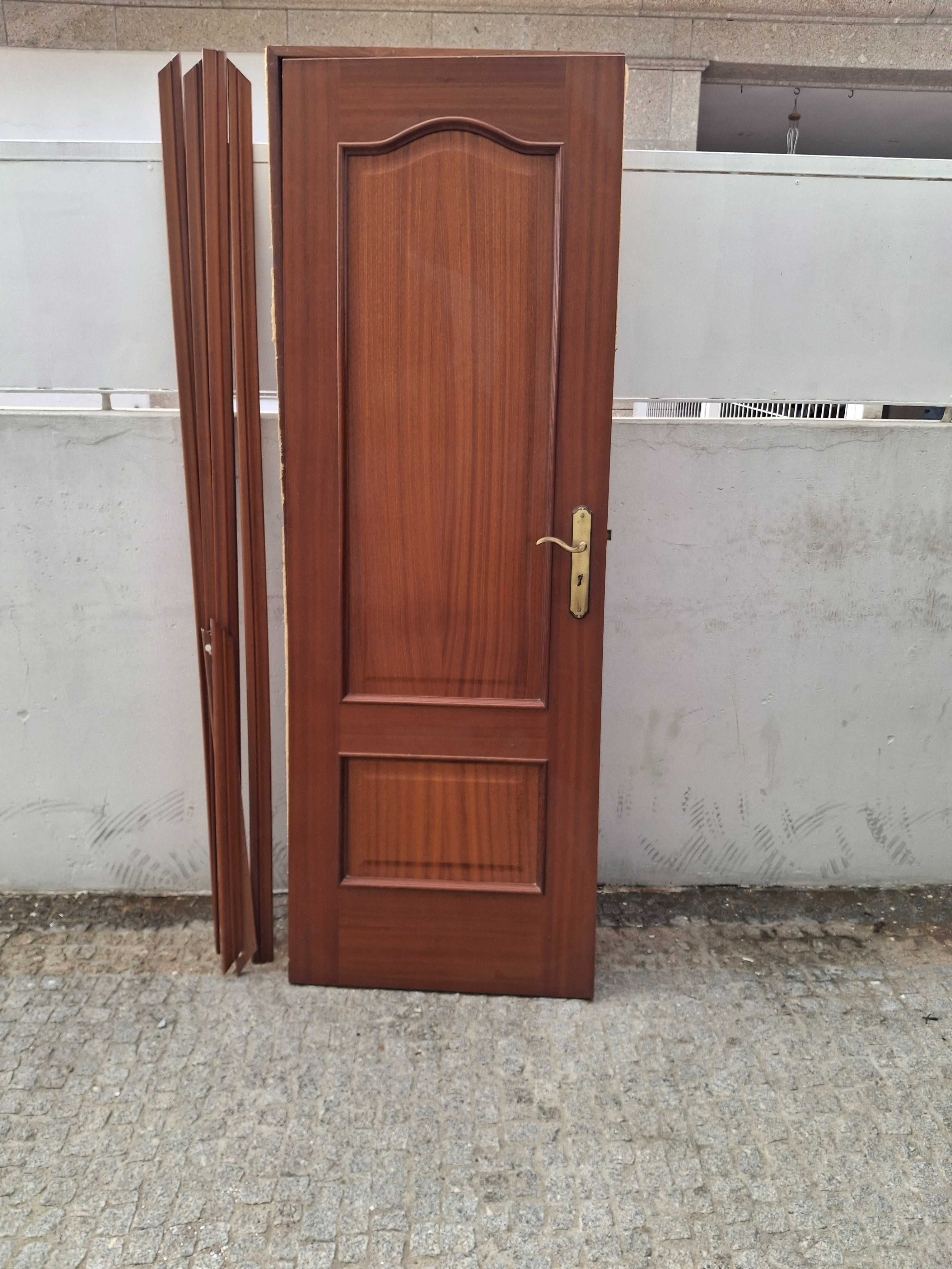 Porta de madeira